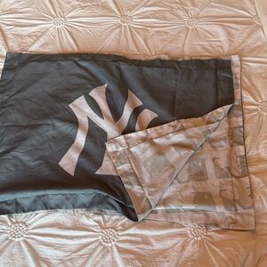 MLB NY YANKEES PILLOW CASES. 3 available.Sold separately! Gray/white  REVERSIBLE